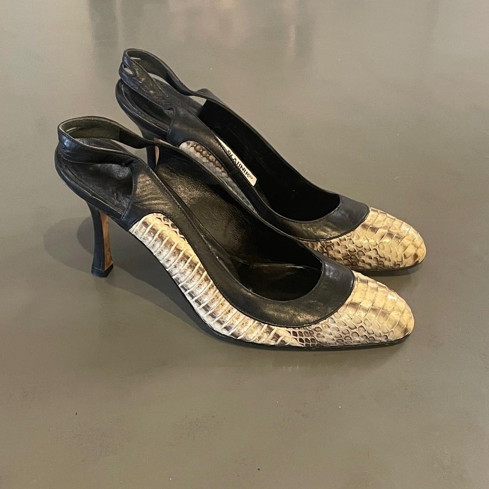 Manalo Blahnik Vintage Snake Skin Heels Size 37 / US 6.5